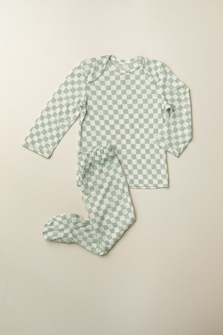 Shop Solly Baby The Sleeper | Fern Chequer Sleeper