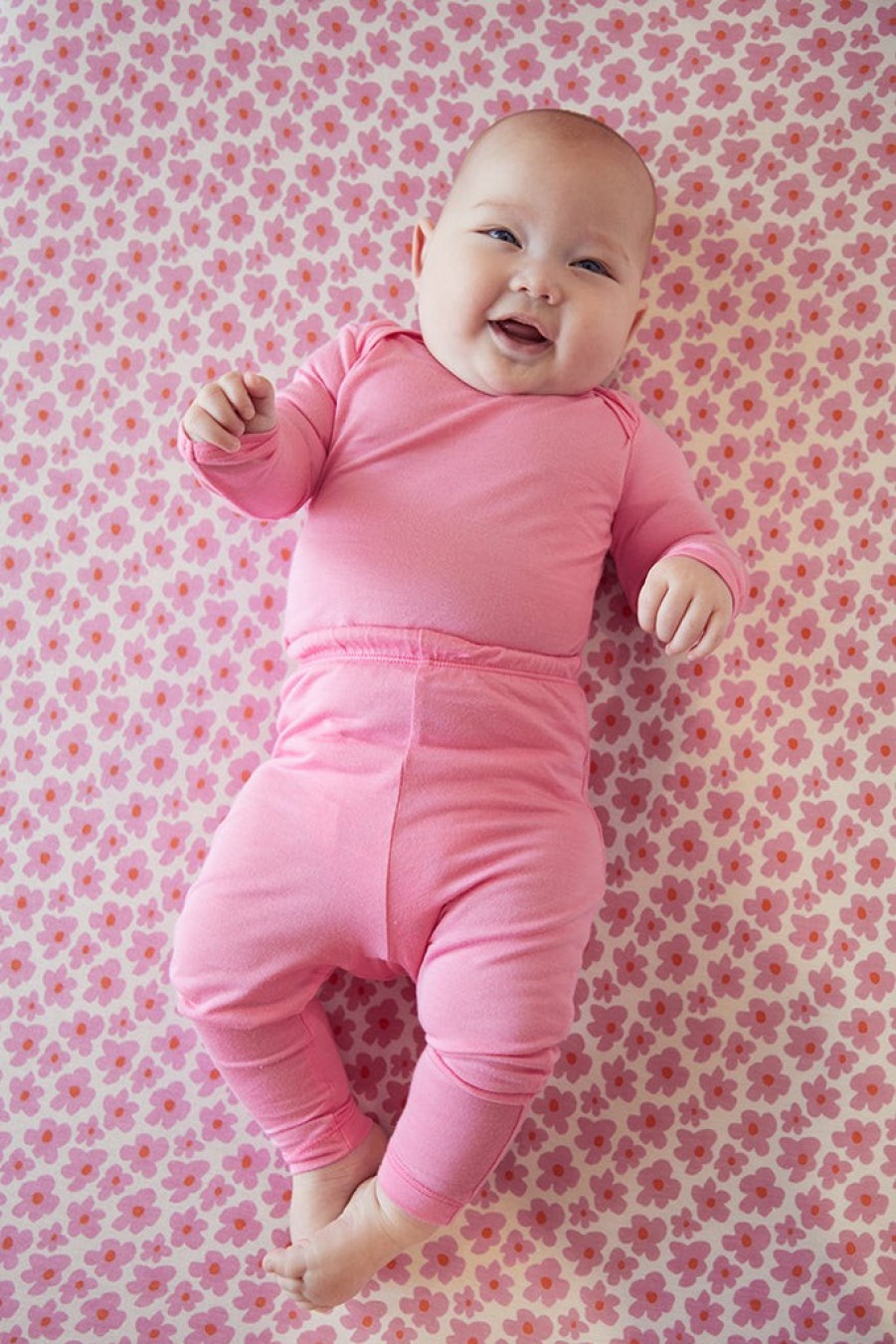 Shop Solly Baby The Sleeper | Iconic Pink Sleeper